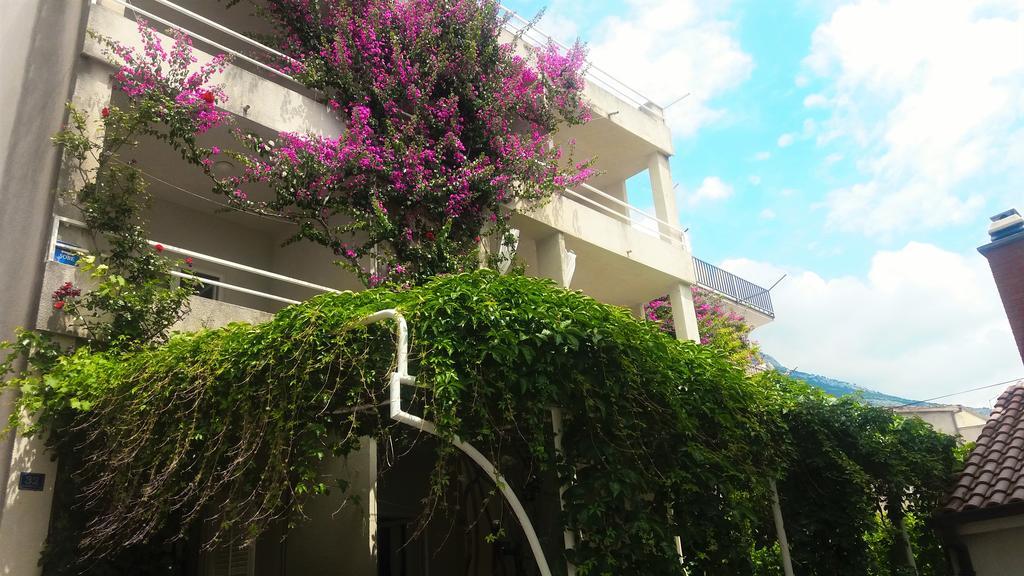 Apartments Angela Makarska Eksteriør bilde