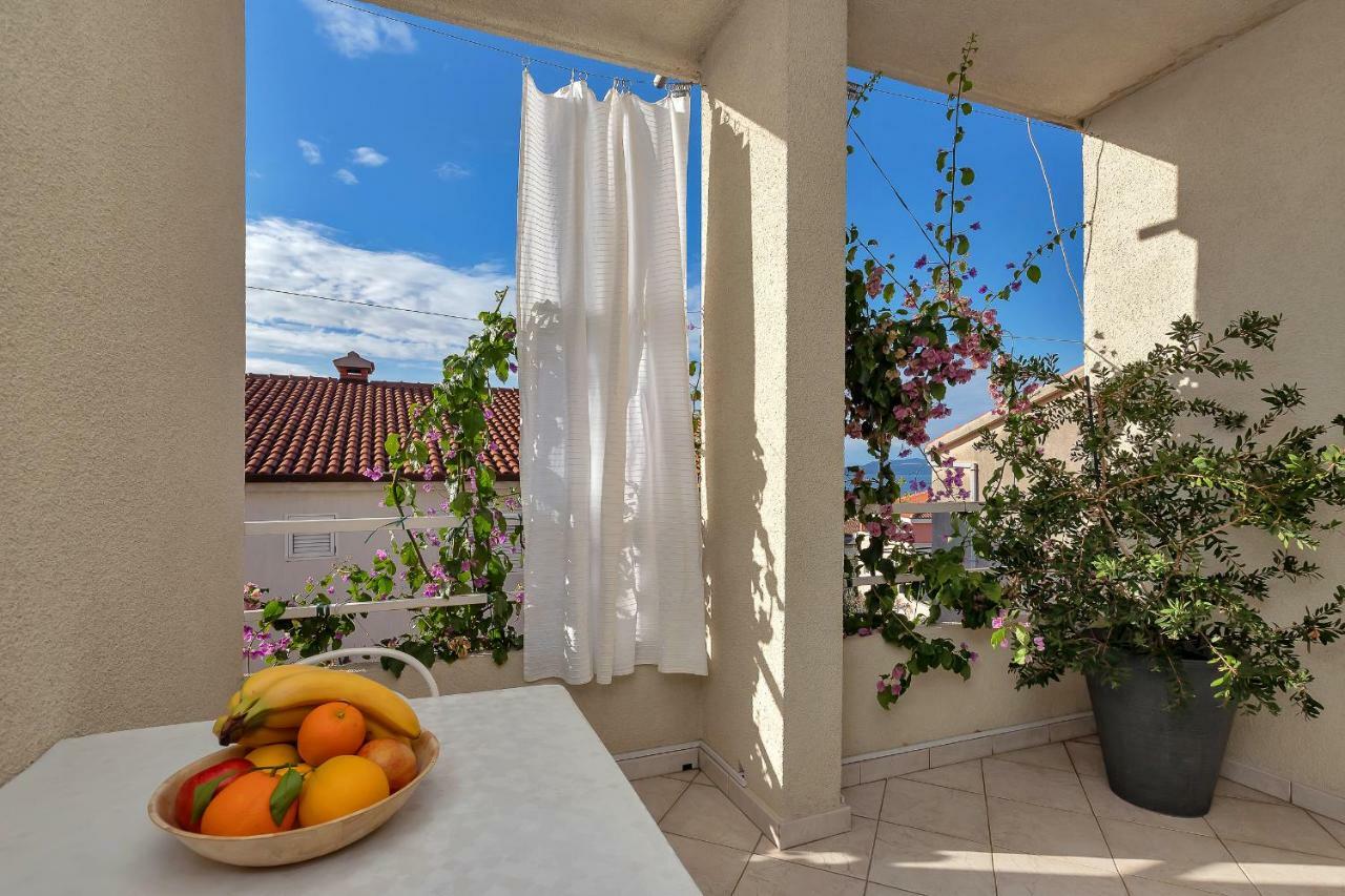 Apartments Angela Makarska Eksteriør bilde